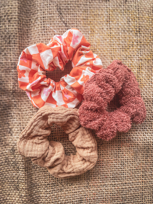 SUNNY DAYS scrunchies pack